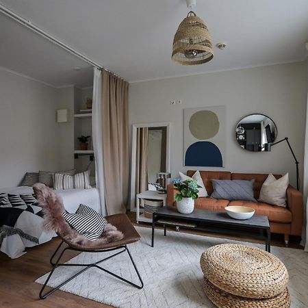 Ettsmart Hotell Солентюна Екстериор снимка